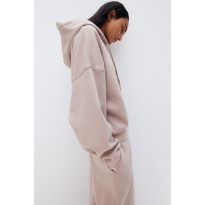 Sudadera con capucha de algodón moderna para mujer Bangladesh OEM ODM Proveedor personalizado Algodón Spandex Bolsillo cómodo Sudadera con capucha para las cuatro estaciones - Product Image 3