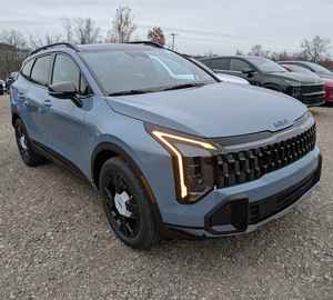 SUV Kia X-Line AWD 2026 en Oferta, Motor de 4 Cilindros GDI de 1.6L - Product Image 1