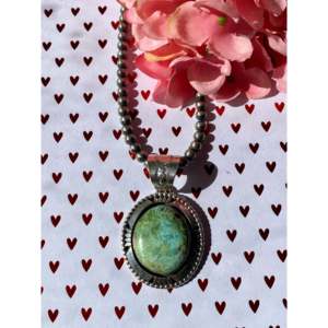 Pendentif en turquoise de la montagne du Sonora et argent sterling Eddie Secatero avec technologie d'incrustation à sertissage clos - Product Image 1
