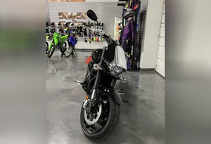 Motocicleta Cruiser FOR-Suzuki M109R Boulevard en Venta - Product Image 2