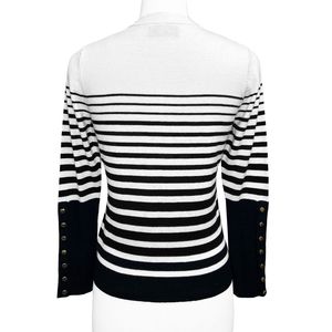 เสื้อสเวตเตอร์ไหมพรมคอตตอนแคชเมียร์แขนยาวทรงแบทวิงสำหรับผู้หญิงแฟชั่นฤดูหนาว  แบบหนา  ติดกระดุม  คอวี - Product Image 2