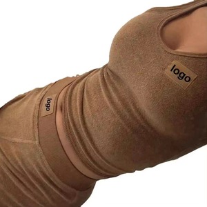 Ensemble de sport pour femme : soutien-gorge de sport sans couture à rembourrage intégré et short taille haute, bretelles larges, séchage rapide, effet sculptant - Product Image 5