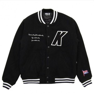Nueva chaqueta universitaria personalizada de tendencia de precio bajo al por mayor para hombre, chaqueta de Letterman hecha en fábrica de estilo callejero para invierno - Product Image 1