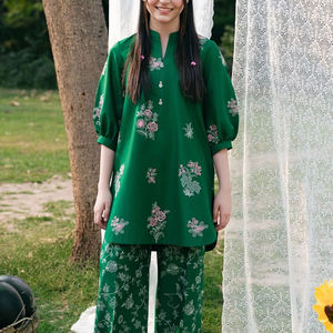 Lehenga Choli tendance pour filles, tenue de fête formelle, fantaisie, 100% acrylique, protection solaire pour les mariages, les festivals et les anniversaires - Product Image 1