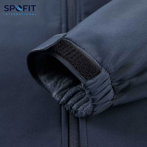 Chaqueta Softshell Unisex de Lona Fabricada Profesionalmente, Colores con Logotipo Personalizado, Servicio OEM, Diseño Reversible e Impermeable - Product Image 2