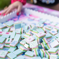Jeu de tuiles de mahjong américain de luxe, 160 tuiles, en acrylique gravé de qualité supérieure à quatre couches, rose, vert, bleu, style chinoiserie