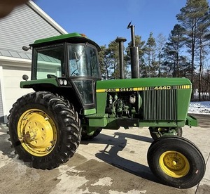 Motor y Caja de Cambios para Tractor Agrícola Johhn 4440 de 110HP, Año 1980 - Product Image 3