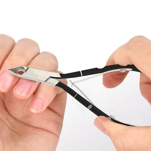 Pince à cuticules à poignée enduite noire 3.95 pouces lame tranchante Double joint à ressort pince à ongles en acier inoxydable allemand - Product Image 2