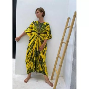 Vestido informal de rayón suelto con estampado floral amarillo Kaftan Tie-Dye para mujer de talla libre con media manga estilo dulce para ropa de playa - Product Image 1