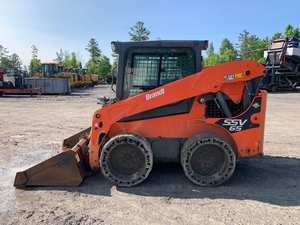 Minicargadora Kubota SSV65 2018-Rendimiento fiable para trabajos pesados - Product Image 6