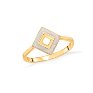 นาฬิกาข้อมือทรงสี่เหลี่ยมจัตุรัสสีทองจาก Square Muse Fashion - Product Image 3
