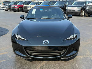 Mazda MX-5 Miata 2026 en Perfecto Estado - Product Image 2