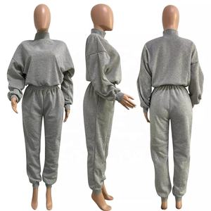 Ensemble de survêtement 2 pièces en velours pour femme, jogging court, vêtements d'hiver - Product Image 3