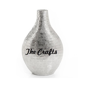 แจกันกระถางดอกไม้อลูมิเนียมสีทองแฮนด์เมดแจกันดอกไม้ทรงกลมสำหรับตกแต่งงานแต่งงานและโรงแรม - Product Image 4