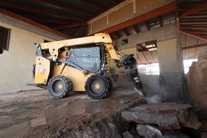 Cargadoras Compactas Cat Skid Steer - Diseño de Elevación Vertical 270°, Peso Operativo 10441 LB y Potencia Neta - SAE 1349 100 HP - Product Image 6