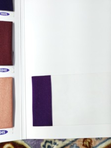 Tela de seda chinon premium de 44 pulgadas de ancho, ligera, semitransparente, suave, con textura brillante, para proveedor de vestidos saree, lehenga y kurti. - Product Image 4