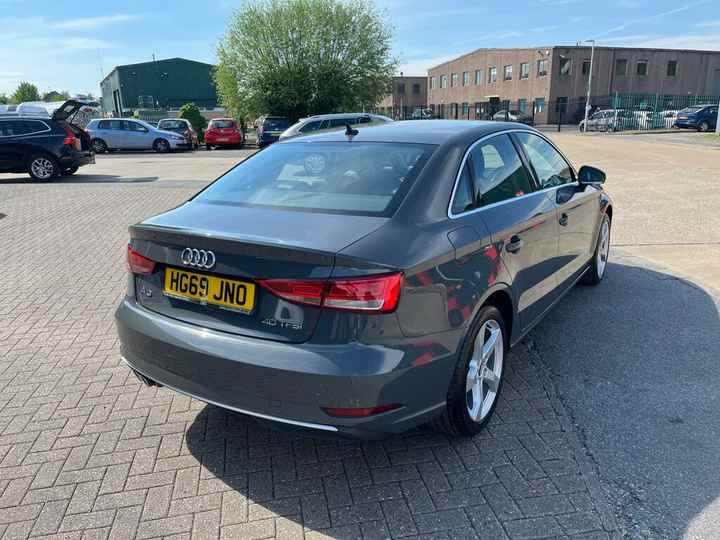 USED LHD/RHD 2019 AUDI A3 2.0 40 TFSI SPORT SALOON 4D
