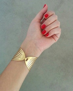 Suministro al por mayor, pulsera de latón grabada, regalo personalizado para seres queridos, disponible a un precio asequible de la India - Product Image 2