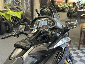 Venta ahora Calidad 2025-2026 Hondaas Gold Wing Tour DCT Motor Trike 1833cc 4 tiempos Nueva motocicleta Touring Exportación en todo el mundo - Product Image 3