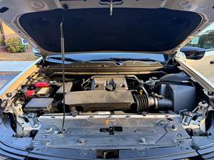 Chevrolet Colorado ZR2 Bison 4x4 2024, Gasolina, Bajo Kilometraje - Product Image 4