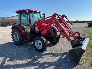 Tracteur TYM T654 2024 70HP 4WD avec moteur, pompe et boîte de vitesses comme composants principaux - Haute productivité - Product Image 2