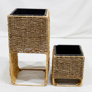Artex Dong Thap Woven Water Hyacinth Planter Set with <b>Liner</b> & Built-in Stand - Product Image 5