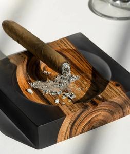 Cendrier en résine époxy de forme carrée et en bois de conception moderne, Logo de couleur personnalisé, Portable à l'intérieur et à l'extérieur - Product Image 5