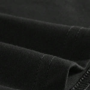 เสื้อยืดคอกลมผ้าคอตตอน100% สำหรับผู้ชายเสื้อยืดกราฟิกสำหรับผู้ชายทรงหลวมไหล่ปล่อยโลโก้ตามสั่ง - Product Image 6