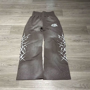 Pantalon de survêtement en molleton brodé personnalisé pour homme, taille élastique avec cordon de serrage, coupe évasée avec bande latérale, tenue décontractée pour l'automne - Product Image 5