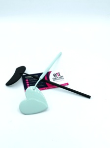 Espejo Cosmético Profesional de Acero Inoxidable con Acabado Plateado, Recubrimiento en Polvo de Vidrio Negro, Iluminado, con Logotipo Personalizado - Product Image 4