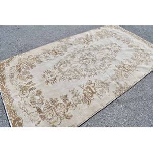 พรมขนแกะสไตล์ตุรกีโบราณสีเบจคลาสสิกขนาด5x9ฟุตพร้อมแผ่นรองยางมีความสูงสำหรับห้องนั่งเล่นห้องนอน - Product Image 2