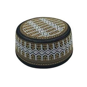 Casquettes rondes extensibles chapeaux de mosquée de prière musulmane Kufi meilleure qualité en gros Topi pour hommes Taqi couvre-chef islamique tricoté Koofi - Product Image 6