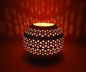 Antique Iron Handmade Candle Pillar Holder Stand Table <b>Top</b> Decor for Home Easter <b>Wedding</b> Grid Cutting Lantern Decorative <b>Wedding</b> - Product Image 2