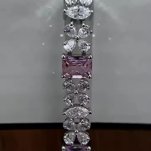 Pulsera de tenis con diamantes de corte esmeralda y pera de plata esterlina certificada IGI para mujeres y niñas - Product Image 1