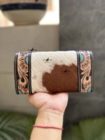 Dompet Kulit Sapi Barat dengan Ukiran Tangan, Multifungsi, Kulit Berbulu, Desainer Baru, Clutch Bergaya untuk Wanita