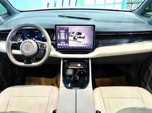 Zeekr 009 2022 Versión ME, Vehículo de Nueva Energía Usado en Excelentes Condiciones - Product Image 2