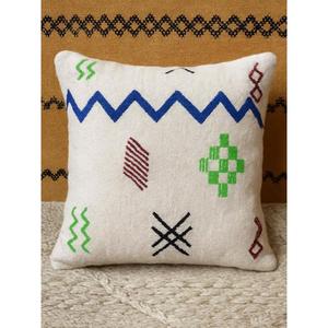 Funda de Almohada Marroquí Hecha a Mano, Funda de Cojín Tradicional Bereber, Cojín Decorativo Boho para Sofá, Almohada Decorativa de Algodón para el Hogar - Product Image 1