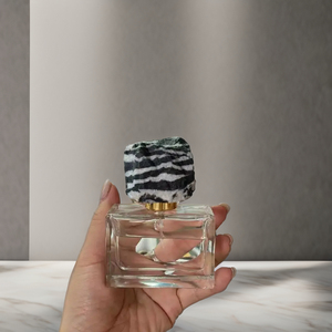 Tapa de Piedra Natural Elegante y de Lujo para Botellas de Perfume, Venta al por Mayor - Product Image 1