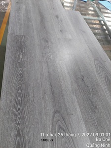 Hot Bán 5Mm-7Mm Việt Nam Nhà Sản Xuất Thương Hiệu LVP Không Thấm Nước Chống Trượt Chất Lượng Tốt Nhiệm Vụ Thấp Laminate WPC SPC Sàn Cho Trong Nhà - Product Image 3