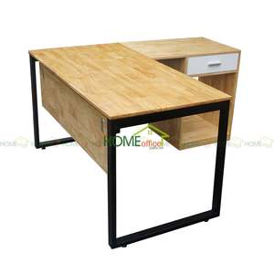 BGDCN68003-Escritorio Ejecutivo Contemporáneo con Base de Gabinete 1.4m X 1.4m de Madera de Caucho y Patas de Hierro de 25x50mm, Requiere Ensamblaje - Product Image 1