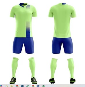 Uniforme de Fútbol de Alta Calidad 100% Poliéster, Cómodo y Transpirable con Logotipo y Diseño Personalizados, Ropa Profesional para Equipos de Entrenamiento - Product Image 4