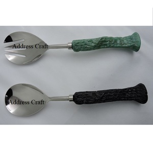 Juego de tenedor de cuchara para ensalada al por mayor más Popular con mango de resina, herramientas de servicio de acero 304, utensilios de cocina, juego de servidor de ensalada manual - Product Image 5