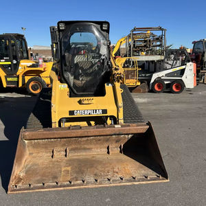 Chargeur frontal compact CAT, mini-dumper hydraulique à charge nominale - Product Image 1