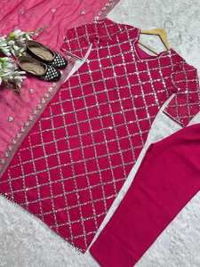 Conjunto de Top, Pantalón y Dupatta de Georgette Sintético de Lujo con Bordado de Lentejuelas y Trabajo de Seda Romana para Mujer, Ideal para Fiestas y Bodas, Estilo Indio-Pakistaní - Product Image 4
