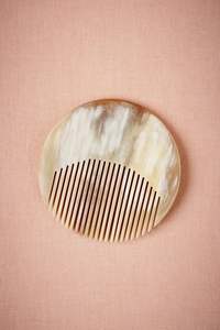 PRODUITS POPULAIRES DE QUALITÉ FEUTYFULL PEIGNES À CHEVEUX EN CORNE DE BUFFALO Peignes à poignée en Inde au meilleur prix par Natural Creations Inc - Product Image 6