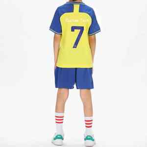 Uniformes de football pour équipes OEM Maillots de football et ensemble de shorts Design personnalisé Kits de vêtements de sport pour hommes femmes Fournisseur de jeunes - Product Image 5