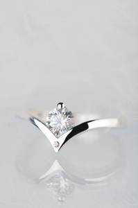 แหวนเพชรโมอิสหินเดี่ยวแข็ง925เงินแท้ตั้งค่าง่ามสำหรับบุคคลที่สามได้รับการรับรองการออกแบบที่เป็นเอกลักษณ์เครื่องประดับผู้หญิง - Product Image 3