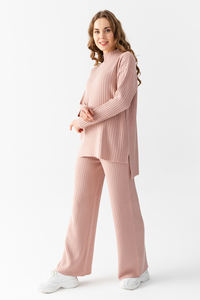 Ensemble de survêtement deux pièces en tricot pour femme Ensemble pull et pantalon surdimensionnés à col roulé uni de haute qualité Tricots texturés doux - Product Image 2