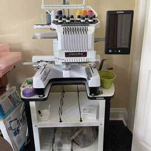 Precio de fábrica para la nueva máquina de bordar Entrepreneur Pro X PR1050 - Product Image 1