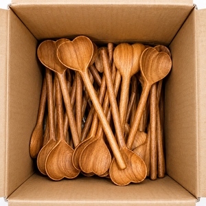 Cucharas de Madera con Flores Talladas a Mano, Varios Diseños Bonitos, Cucharas de Postre de Madera Doussie, Cuchara Artesanal Sostenible de Vietnam - Product Image 6